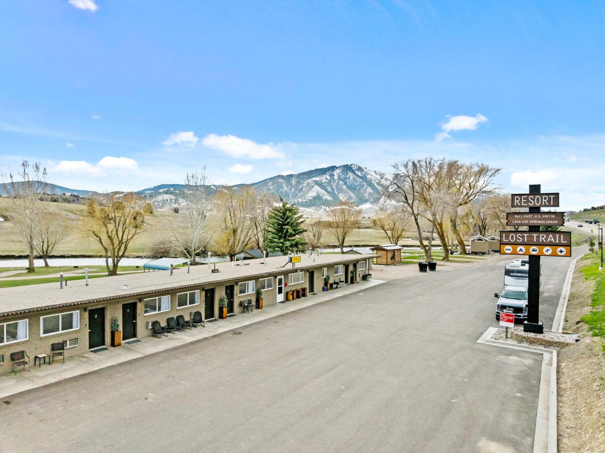 Lost Trail Motel Lava Hot Springs Exterior photo